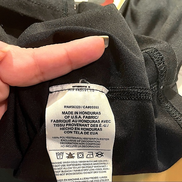 Nike NFL Team Apparel Redskins Dri-Fit Black V-Neck T-Shirt, Women’s Size Medium - Picture 8 of 11